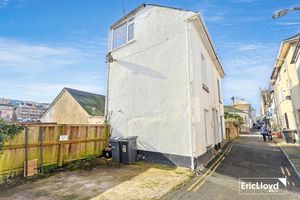 Photo 11- click for photo gallery